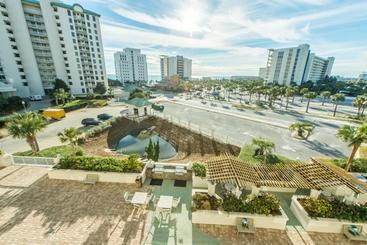 公寓式酒店  St. Lucia 503