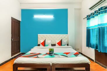 Hotel Fabexpress Mewar Darshan