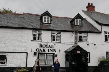 酒店 The Royal Oak