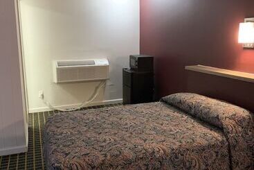 汽车旅馆  Boone Trail Inn