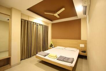 בית מלון כפרי Yashada Vishramdham