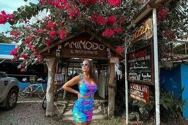 Общежитие Amimodobeachrooms