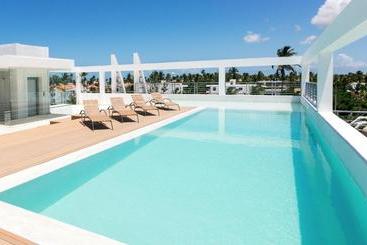 Grand Caribe Beach Club And Spa