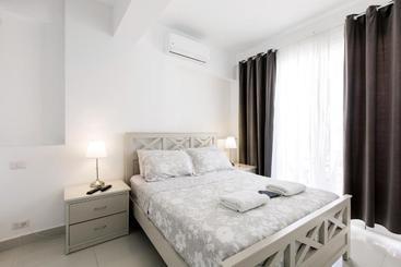 アパートホテル Grand Caribe Beach Club And Spa