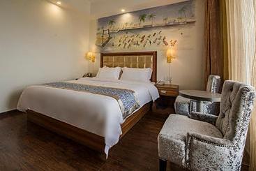 هتل Wenchang Meilin Holiday