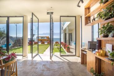 پانسیون Dali Erhai Baishe Seaview Inn