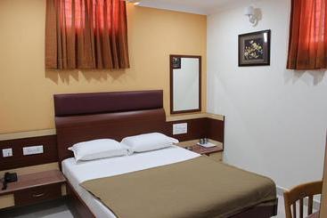 فندق Royal Residency