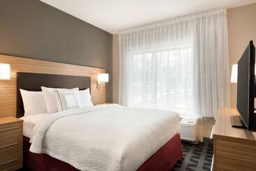 בית מלון כפרי Towneplace Suites By Marriott Dubuque Downtown
