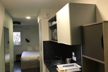 هتل آپارتمان All Suites Appart Hôtel Massy Palaiseau