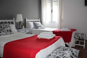 פנסיון Hostal Rte El Molino