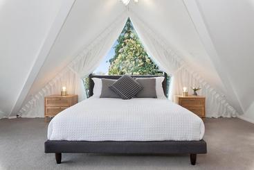 پانسیون The Britten Stables