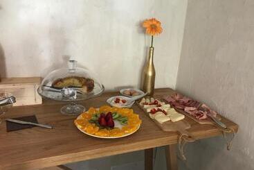 مبيت وإفطار De Gregorio Suites