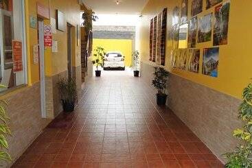 پانسیون Hostal Aly 2