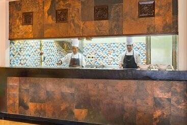 Курорт Sterling Mount Abu