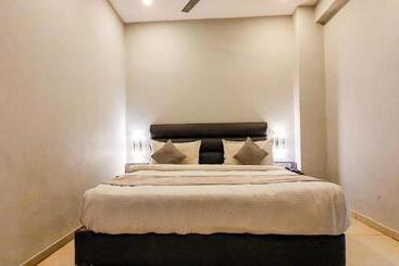 Nova Hotel New Crossroad