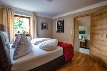 ホテル Hofgut Held