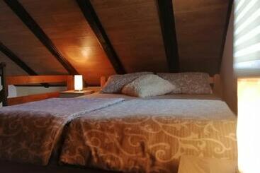 پانسیون Garden 022