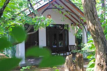 בית מלון כפרי Palmyra Nature Resort Sigiriya