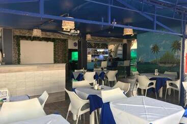 בית מלון כפרי Hostal Thomas