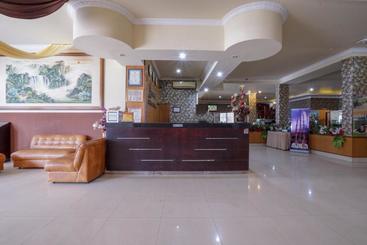 هتل Capital O 2064 Kartika Sriwijaya