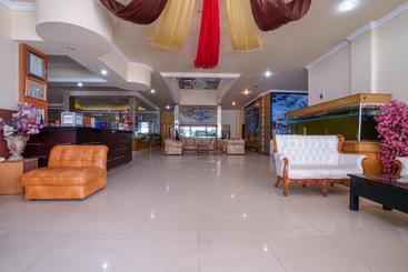 هتل Capital O 2064 Kartika Sriwijaya