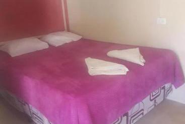 Hostal Dulces Sueños  Hostel