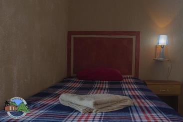 Hostal Dulces Sueños  Hostel