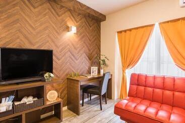 בית מלון כפרי Mr.kinjo In Gusuku