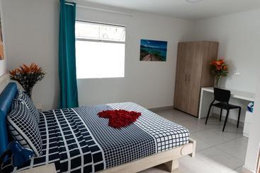تختخواب و صبحانه Air Guest House