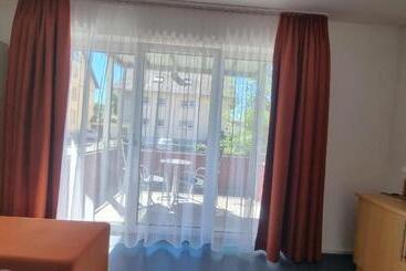 旅馆 Gasthof Seerose