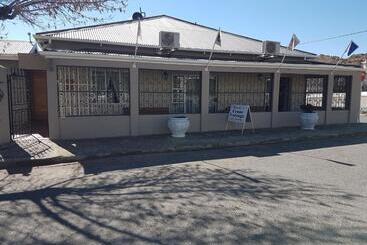 펜션 Crane Cottage