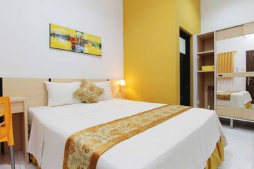 膳宿费 Roemah De  Poenk