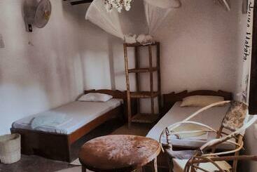 Общежитие Sunny House Paje Ii