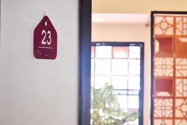 هتل Kaka Homestay  Hostel Quy Nhon
