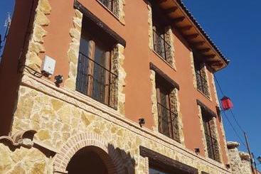 بنسيون Hostal Los Esquiladores