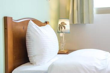 تختخواب و صبحانه 7 113