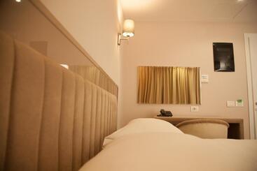 Royal G Hotel And Spa