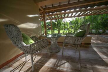 No 5 Boutique Hotel Limited