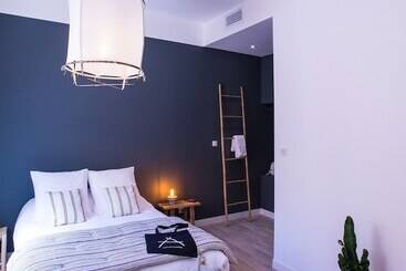 تختخواب و صبحانه Antichambre