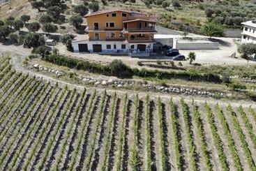 Bed and Breakfast Masseria Petrella