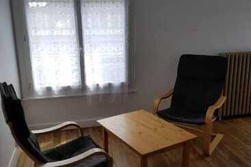 هتل آپارتمان Franglais Flats