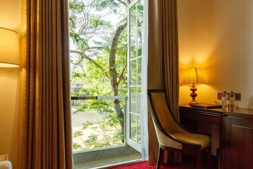 هتل Trillium Boutique City