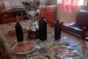 בית מלון כפרי Agriturismo Uliveto Gretacci