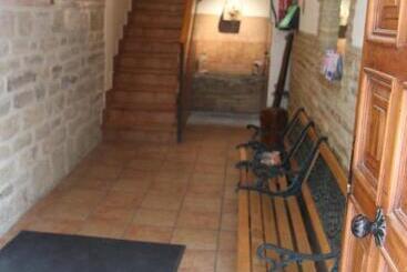 Пансион Hostal La Plaza