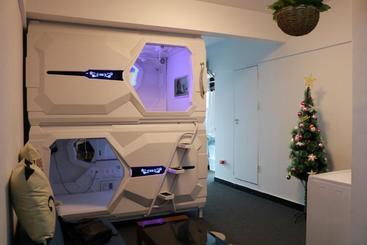 Star Moon Capsule Hostel