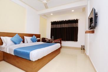 هتل Ayodhya Residency