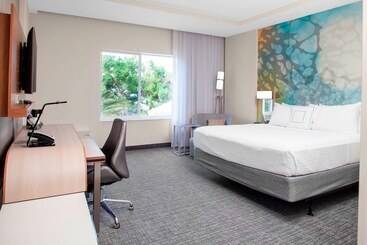 فندق Courtyard By Marriott Deland Historic Downtown