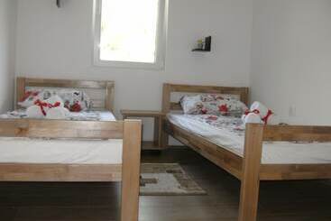 فندق صغير A&a