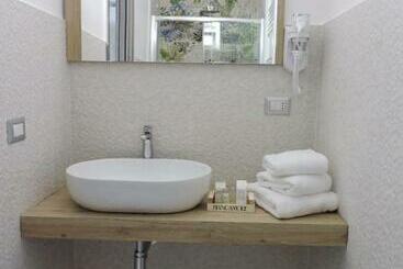 Пансион Cilentorooms Paestum