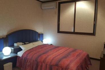 בית מלון כפרי Sango